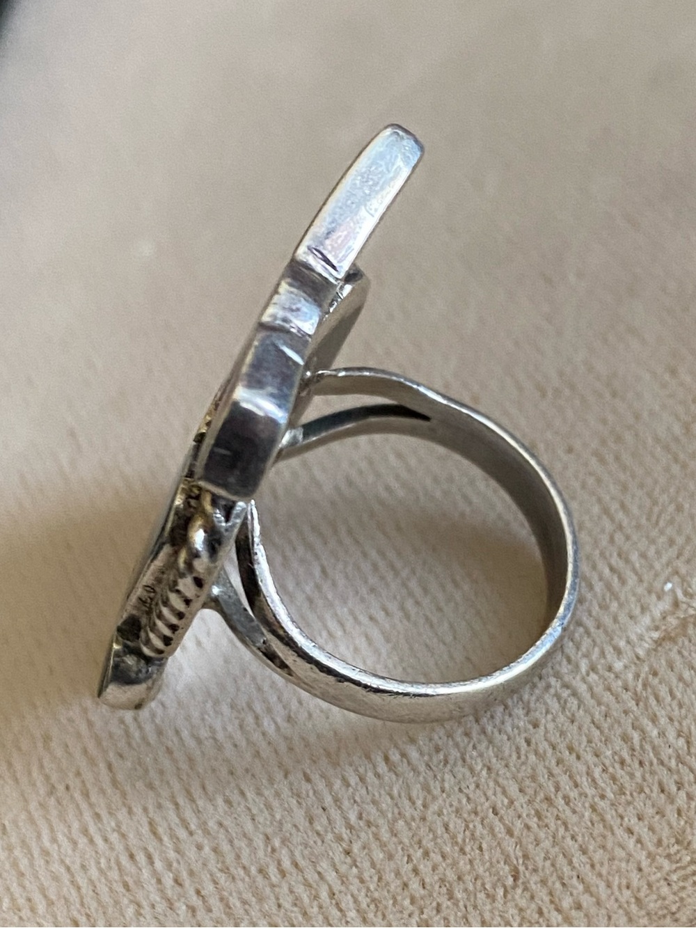 Vintage Zuni Sterling Silver Turquoise Inlay Thunderbird Ring Size 5.5 - Picture 5 of 9